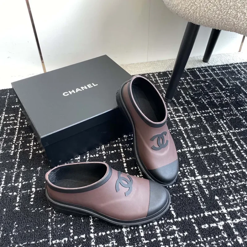 Chanel Women Caoutchouk CC High Rain Boots-Dark Maroon