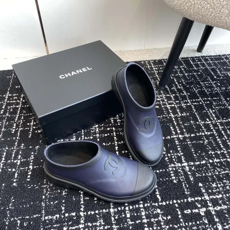 Chanel Women Caoutchouk CC High Rain Boots-Navy