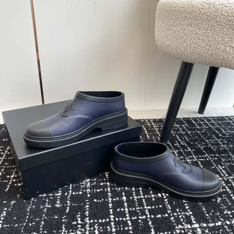 Chanel Women Caoutchouk CC High Rain Boots-Navy