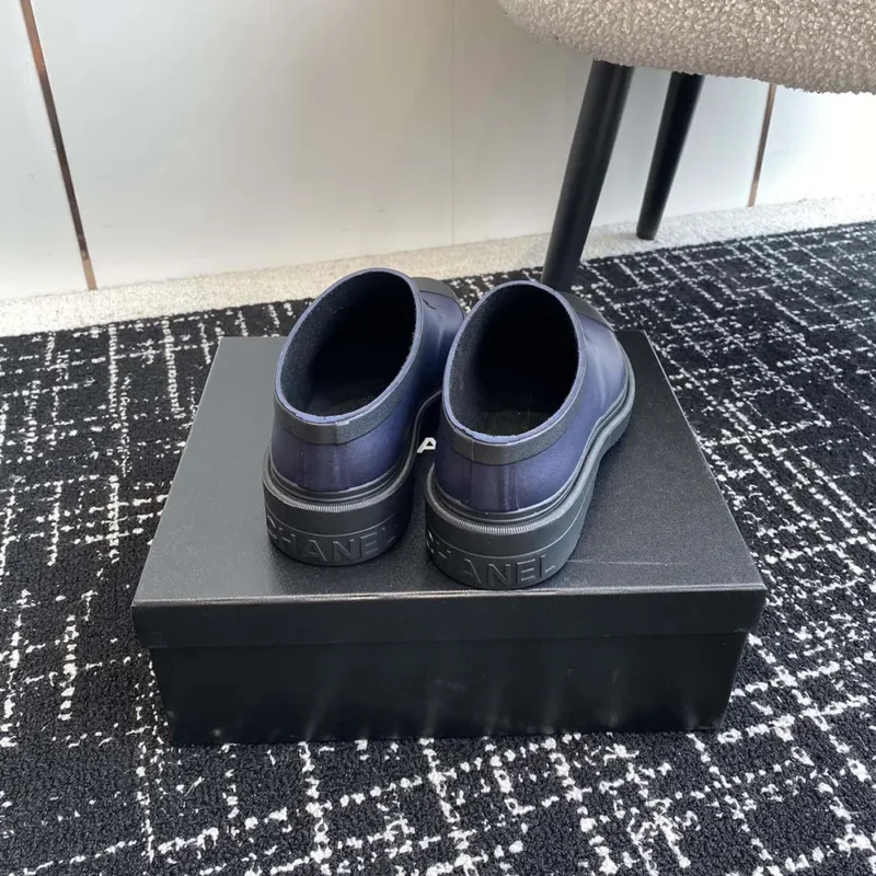 Chanel Women Caoutchouk CC High Rain Boots-Navy
