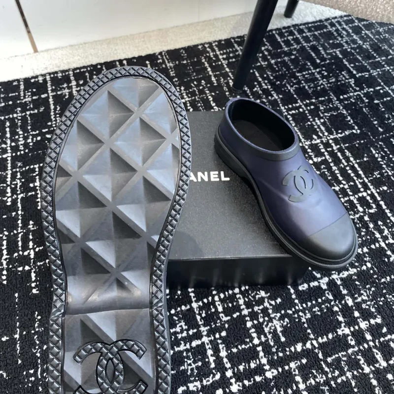 Chanel Women Caoutchouk CC High Rain Boots-Navy