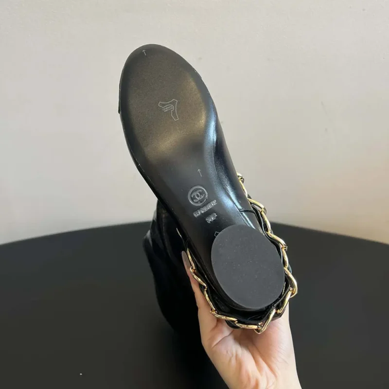 Chanel Stivali alti da donna in pelle di agnello grosgrain-nero G46677