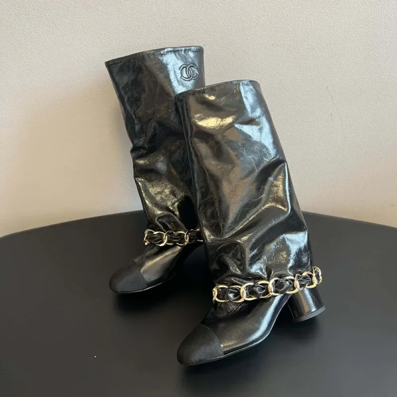 Chanel Stivali alti da donna in pelle di agnello grosgrain-nero G46677