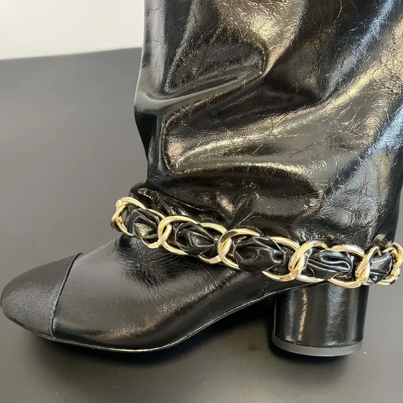 Chanel Stivali alti da donna in pelle di agnello grosgrain-nero G46677