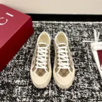 Gucci Unisex Chunky Sneaker-Brown 83182520Q209745