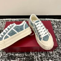 Gucci Unisex Chunky Sneaker-Light Blue ‎831825FAD7P4642 (1)