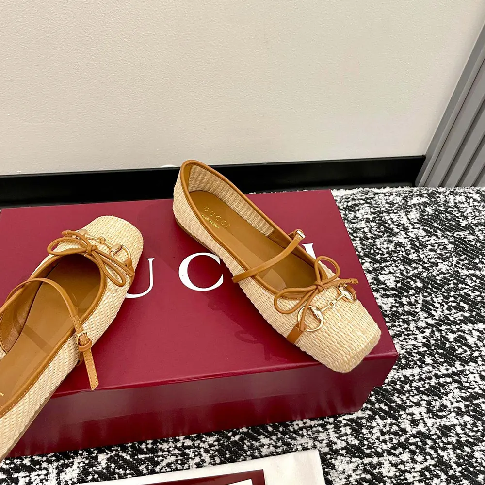 Gucci Women Gucci Horsebit Ballet Flat 832427FAEMZ (4) Gucci Women Gucci Horsebit Ballet Flat 832427FAEMZ