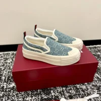 Gucci Women Slip-on Sneaker-Light Blue ‎836059FAEZJ4646 (1)