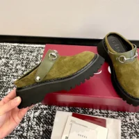 Gucci Women mule with Horsebit-Dark Green 835829AAE3R (1)