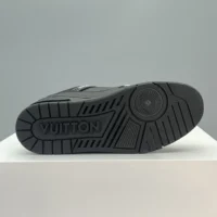 Louis Vuitton LV Unisex LV Trainer Sneaker-Black 1AIKRS (1)