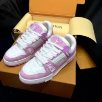Louis Vuitton LV Unisex LV Trainer Sneaker-Pink 1AIKNL (1)