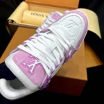 Louis Vuitton LV Unisex LV Trainer Sneaker-Pink 1AIKNL