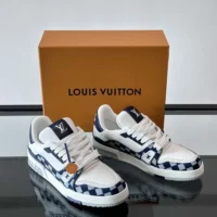 Louis Vuitton LV Unisex LV Trainer Sneaker-White 1AIKQQ (1)