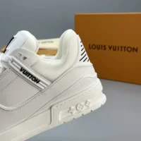 Louis Vuitton LV Unisex LV Trainer Sneaker-White 1AIKR9 (1)