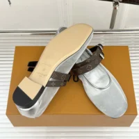 Louis Vuitton LV Women Ballet Ballerina-Silver 1AIS31 (1)