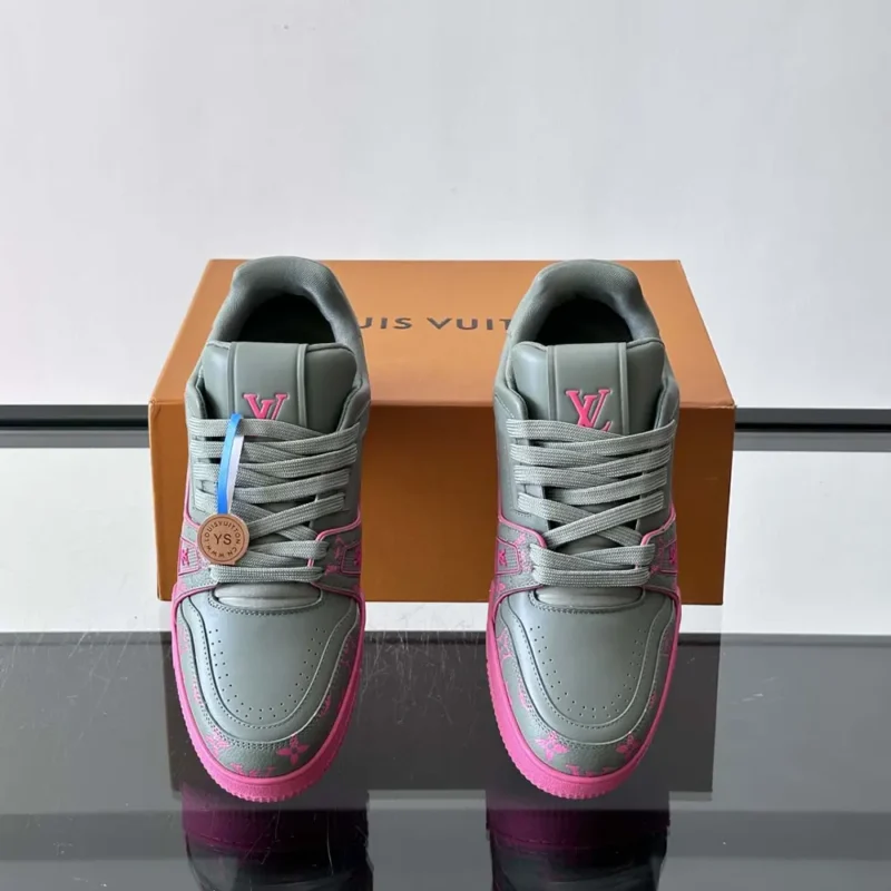 Louis Vuitton Men LV Trainer Sneaker-Pink 1AHTP8
