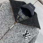 Louis Vuitton Men Zippered Knitted Blouson 1AIMD0