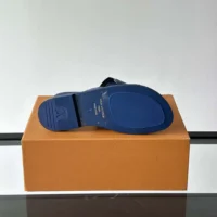 Louis Vuitton Unisex LV Oasis Mule-Blue 1ADG98 (1)
