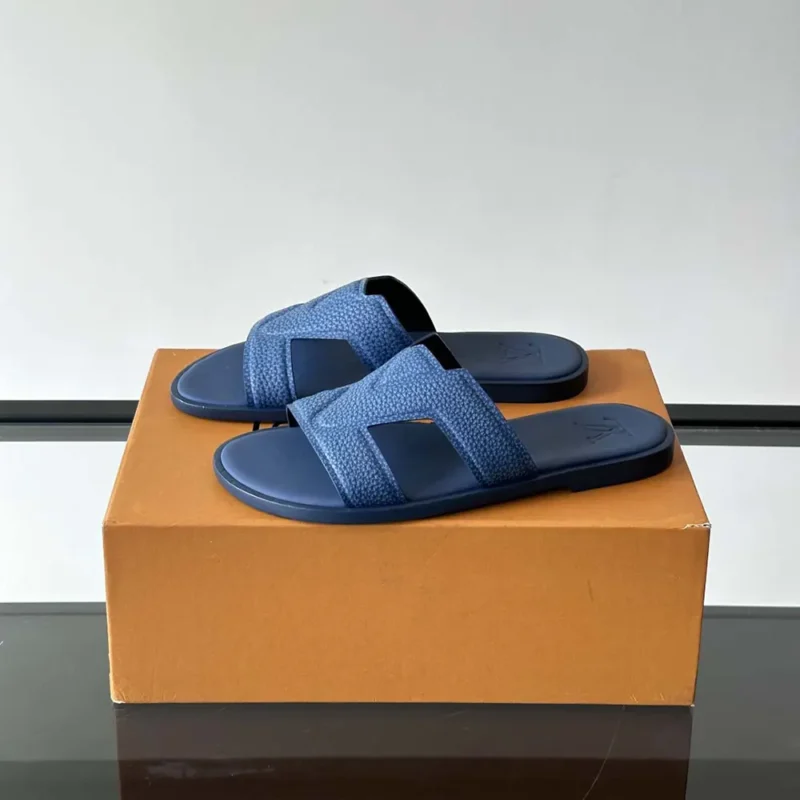 Louis Vuitton Unisex LV Oasis Mule-Blue 1ADG98