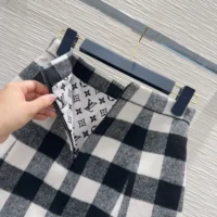 Louis Vuitton Women Check Flared Skirt 1AIQP1 (1)