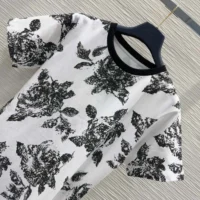 Louis Vuitton Women Floral Knotted T-Shirt Dress 1AIAKV (1)