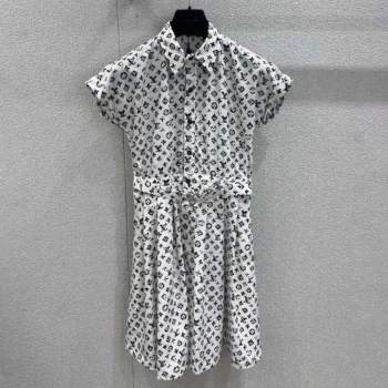 Louis Vuitton Women Graphic Monogram Shirt Dress 1AHZOM