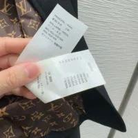 Louis Vuitton Women LV Button Officer Jacket 1AHUQY (1)