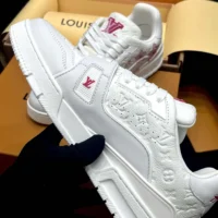 Louis Vuitton Women LV x TM LV Trainer Sneaker-White 1AGZEJ (1)
