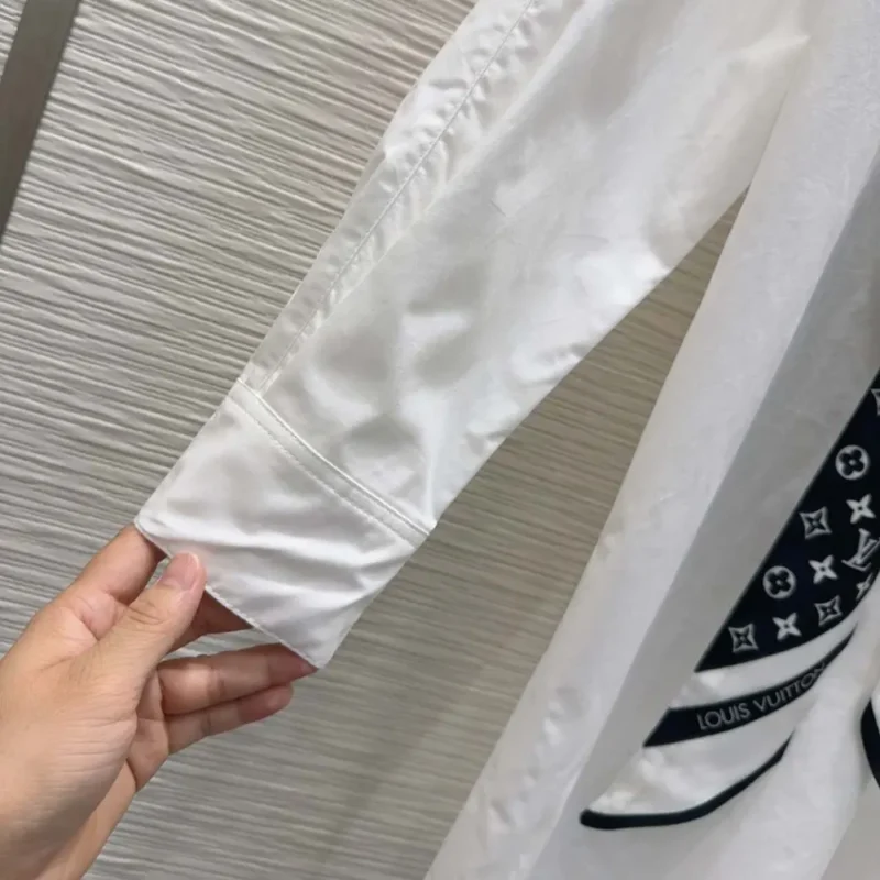 Louis Vuitton Women Monogram Scarf Shirt 1AIQN9