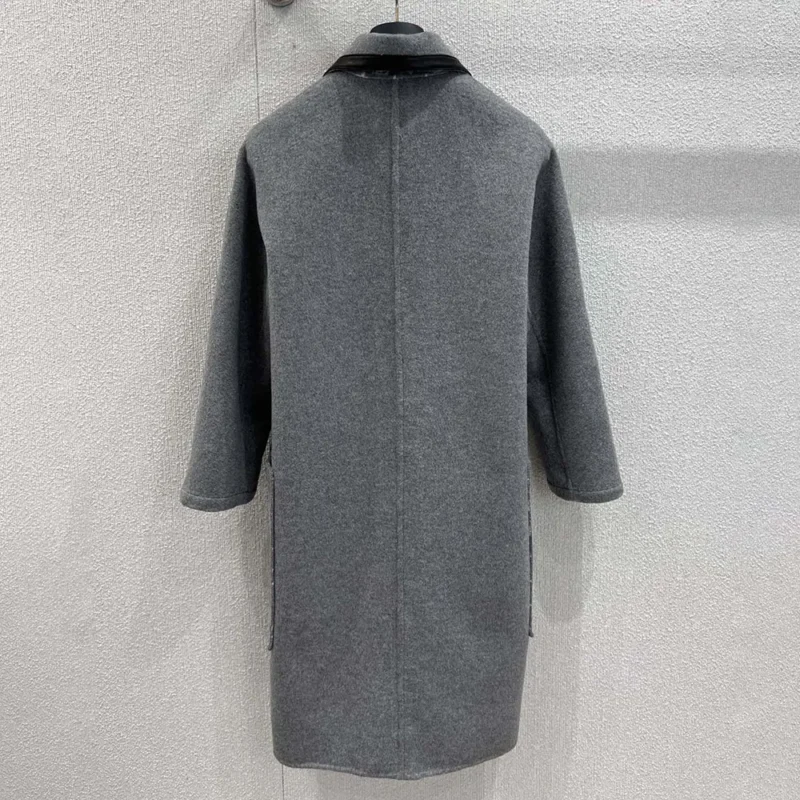 Louis Vuitton Women Removable Collar Double Face Coat 1AHZMU