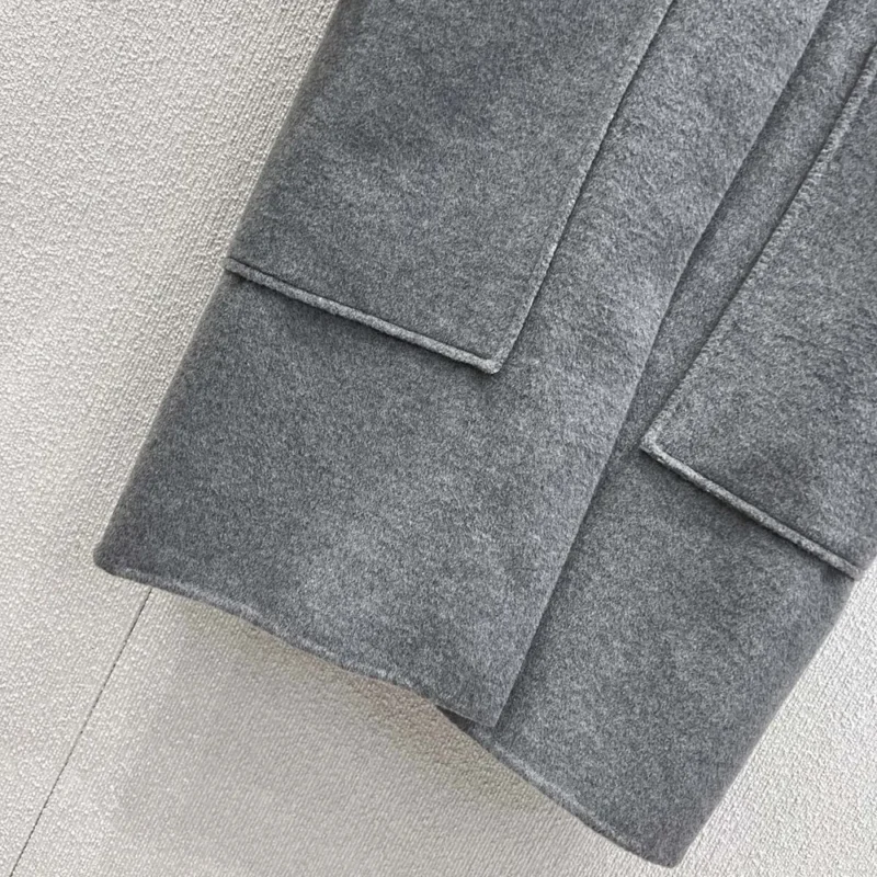 Louis Vuitton Women Removable Collar Double Face Coat 1AHZMU