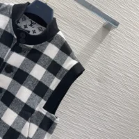 Louis Vuitton Women Sleeveless Check Bomber Jacket 1AIPTD (1)
