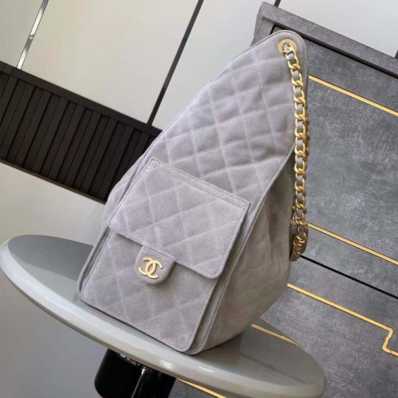 Chanel Women 25 Hobo Bag Grained Calfskin Gold Tone Metal-Gray