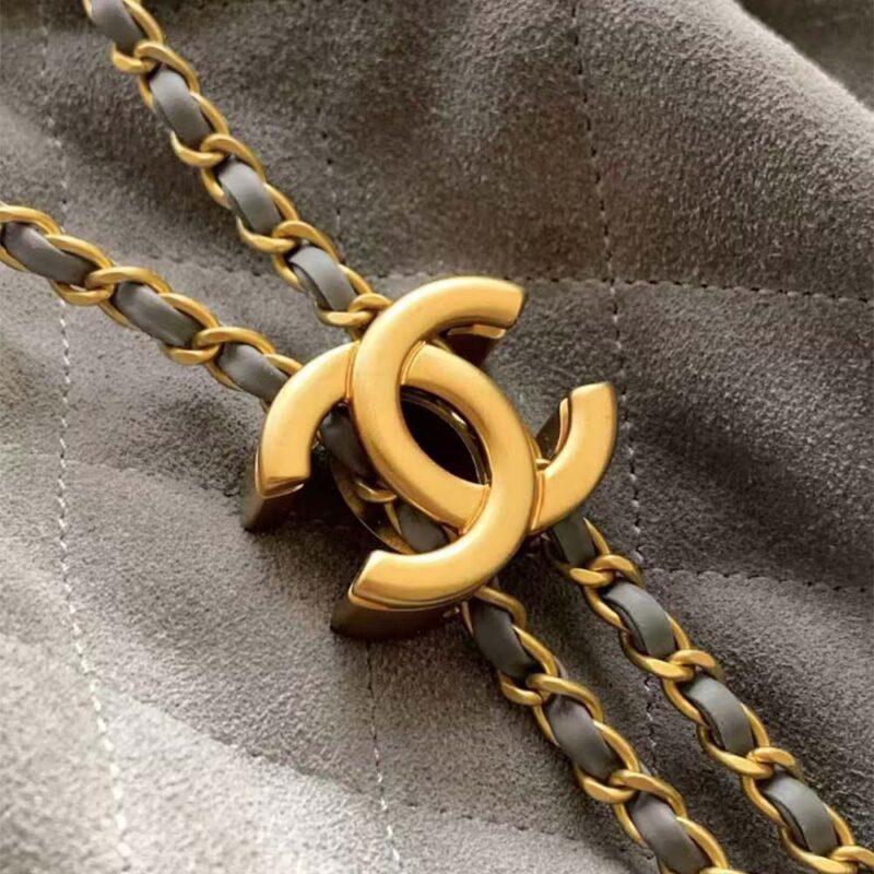 Chanel Women 25 Hobo Bag Grained Calfskin Gold Tone Metal-Gray