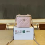 Chanel Women Caviar Quilted Mini Vanity Case With Chain Light Pink