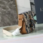 Dior Men Saddle Messenger Bag Blue and Beige Raffia-Effect Dior Oblique Denim