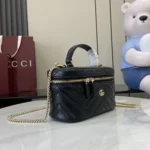 Gucci Women GG Marmont Mini Vanity Bag-Black ‎837454AAET8