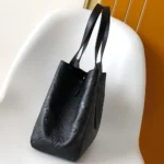 Louis Vuitton LV Women All In One PM Cowhide Leather-Black M25858