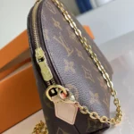 Louis Vuitton LV Women Cosmetic Pouch MM M4657