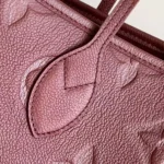 Louis Vuitton LV Women Neverfull MM Embossed Grained Cowhide Leather M25855