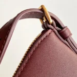 Louis Vuitton LV Women Pochette LV BLoom Calfskin Leather M25650