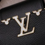 Louis Vuitton LV Women Capucines Mini Taurillon leather-Black M11342