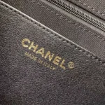 Chanel Women Maxi Hobo Bag Shiny Calfskin Gold-Tone Metal-Black AS5839