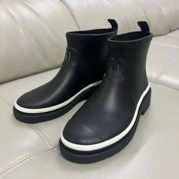 Chanel Women Rubber CC Short Rain Boots-Black