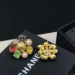 Chanel Women Stud-earrings Metal Glass & Diamanté ABG968B23030