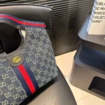 Gucci Women Giglio Small Tote Bag-Blue 860845FAFRW