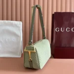 Gucci Women Half Horsebit Medium Shoulder Bag-Green 860787AAEE7