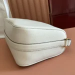 Gucci Women Half Horsebit Medium Shoulder Bag-White ‎860787AAFDM