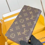 Louis Vuitton LV Unisex Brazza Wallet Monogram Canvas-M66540