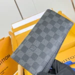 Louis Vuitton LV Unisex Brazza Wallet Damier Graphite Canvas-N62665